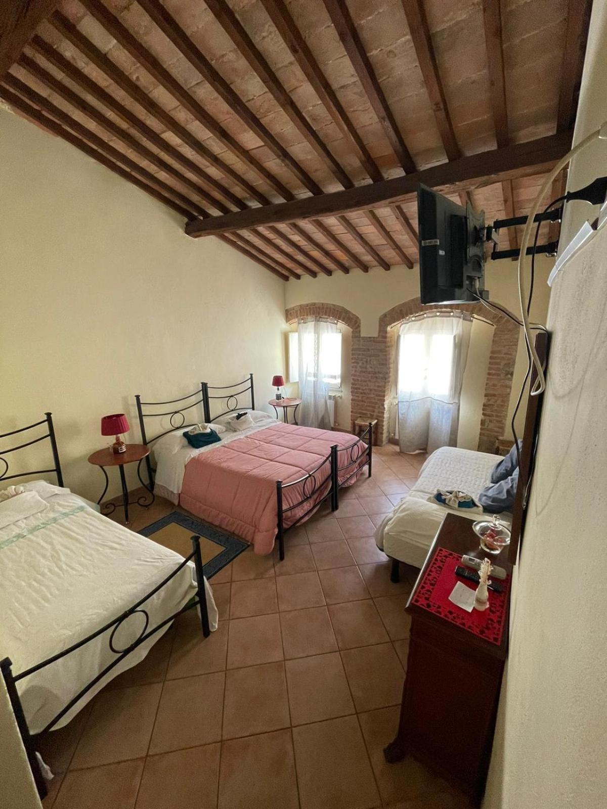 La Strega Ubriaca Bed & Breakfast Коле Вал д'Елза Екстериор снимка